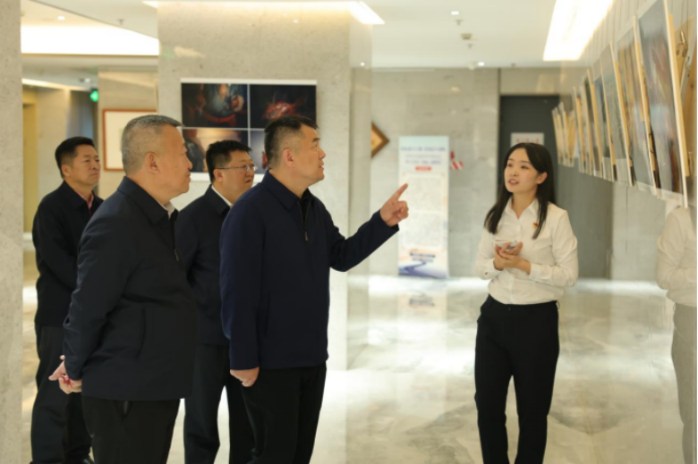 女人与公狍交酡女免费