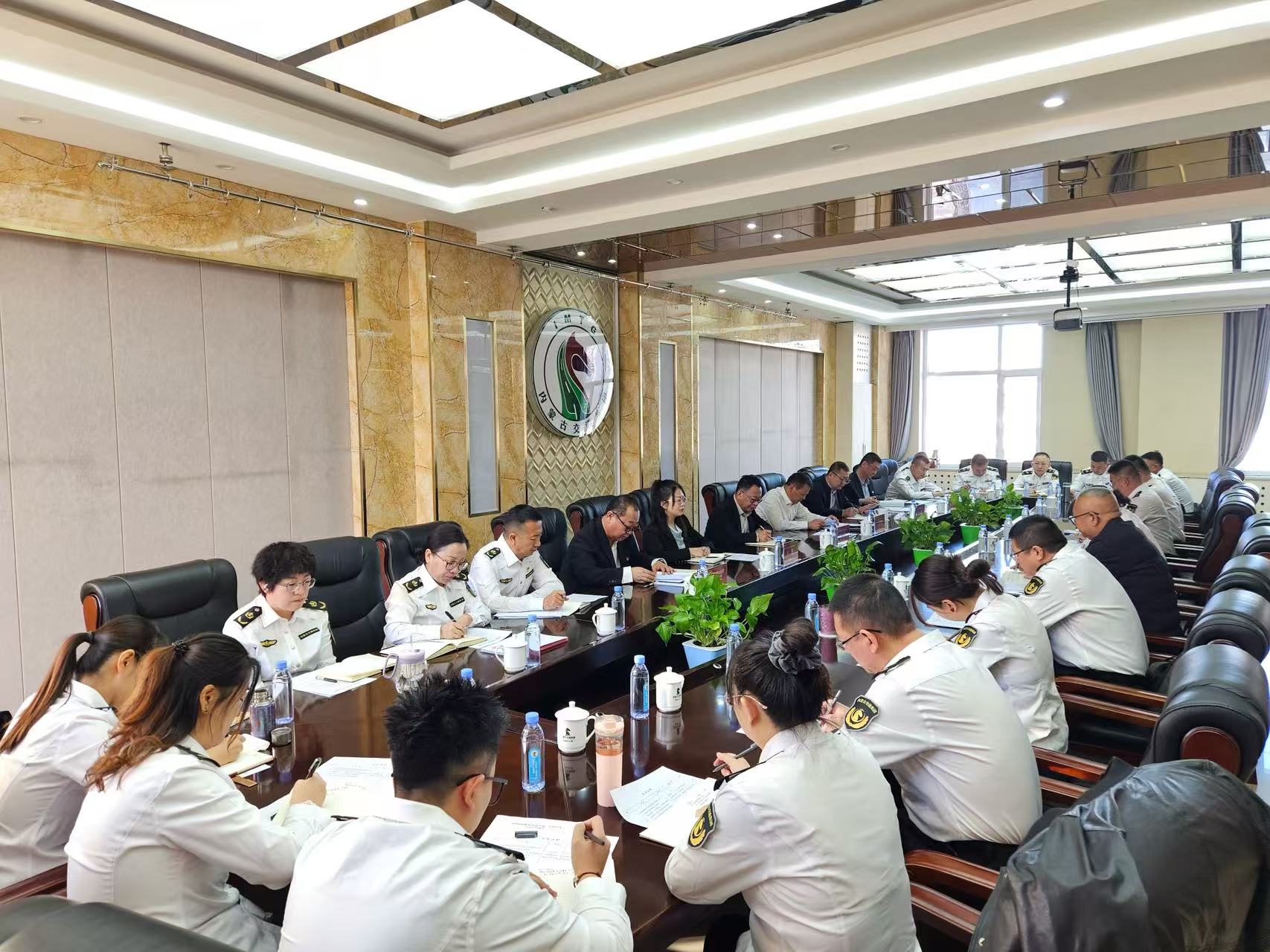 女人与公狍交酡女免费