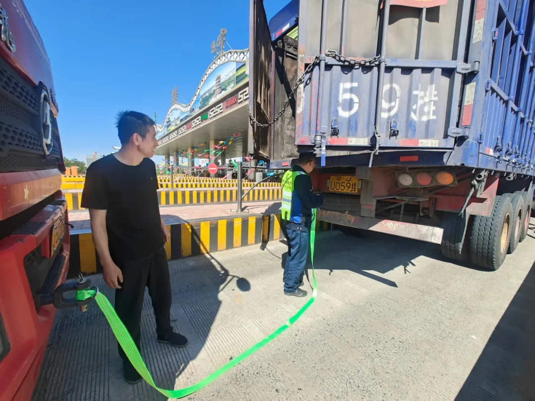 女人与公狍交酡女免费