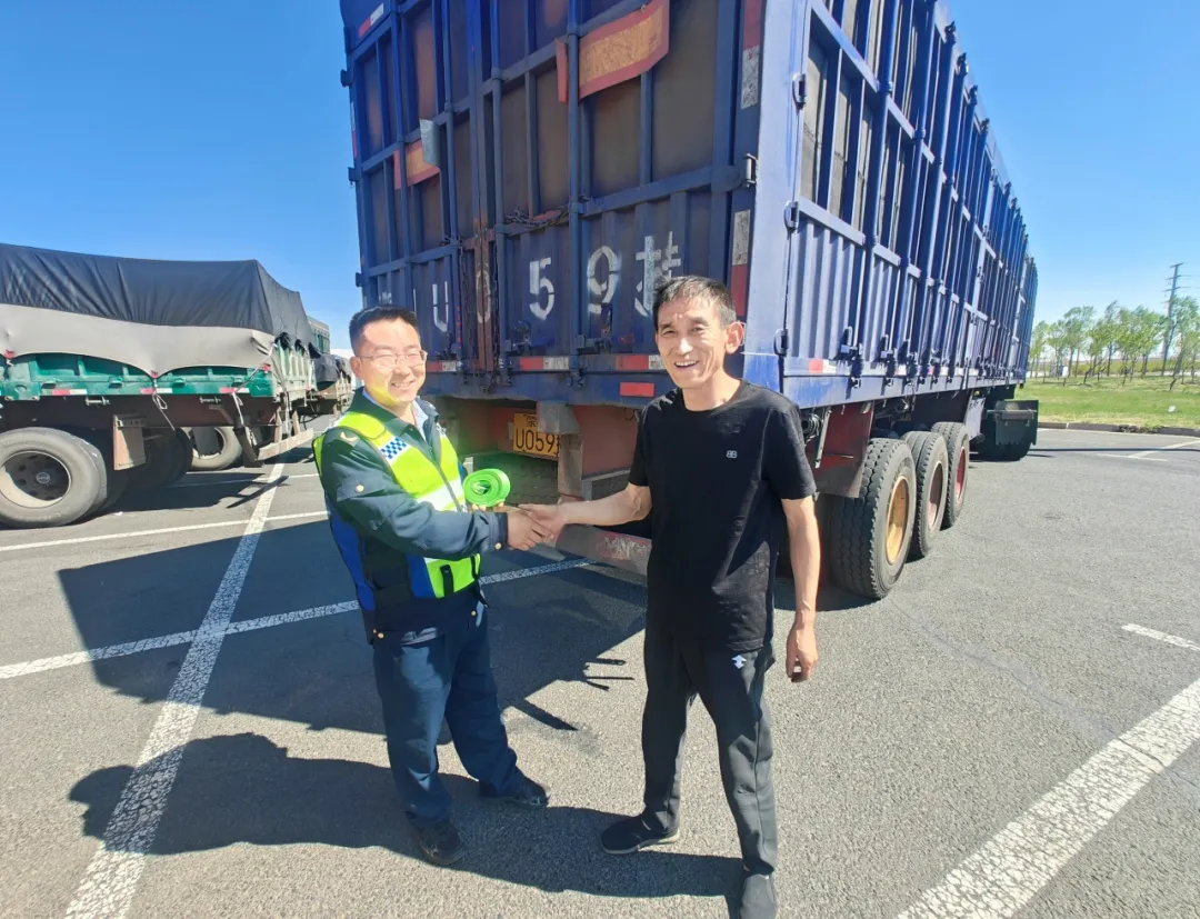 女人与公狍交酡女免费