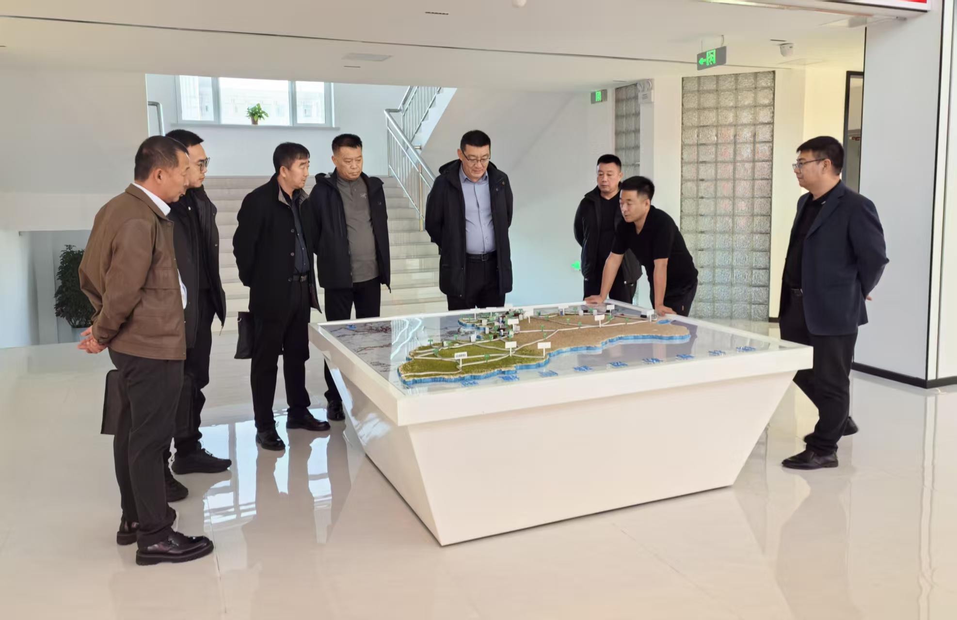 女人与公狍交酡女免费