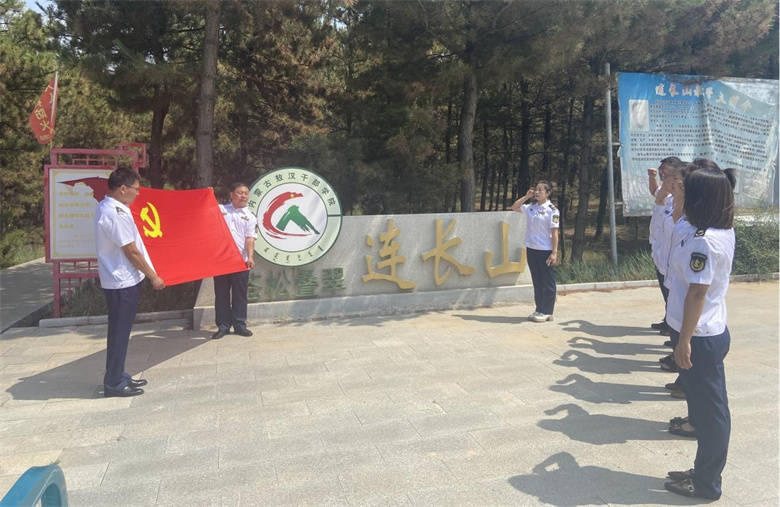 女人与公狍交酡女免费