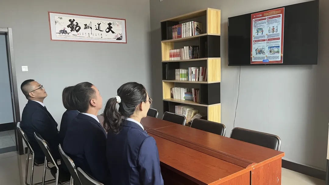 女人与公狍交酡女免费