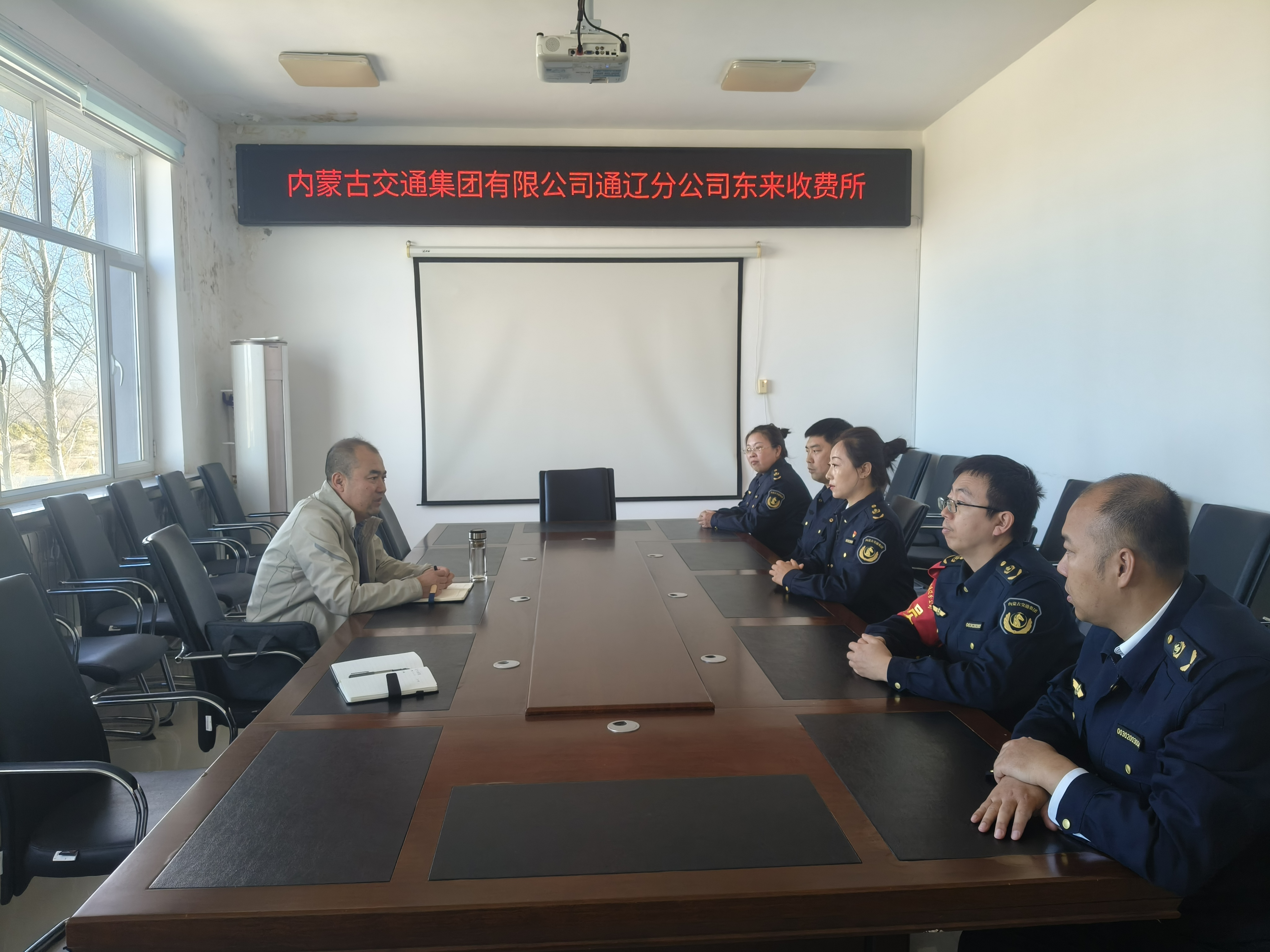 女人与公狍交酡女免费