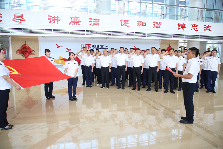 女人与公狍交酡女免费