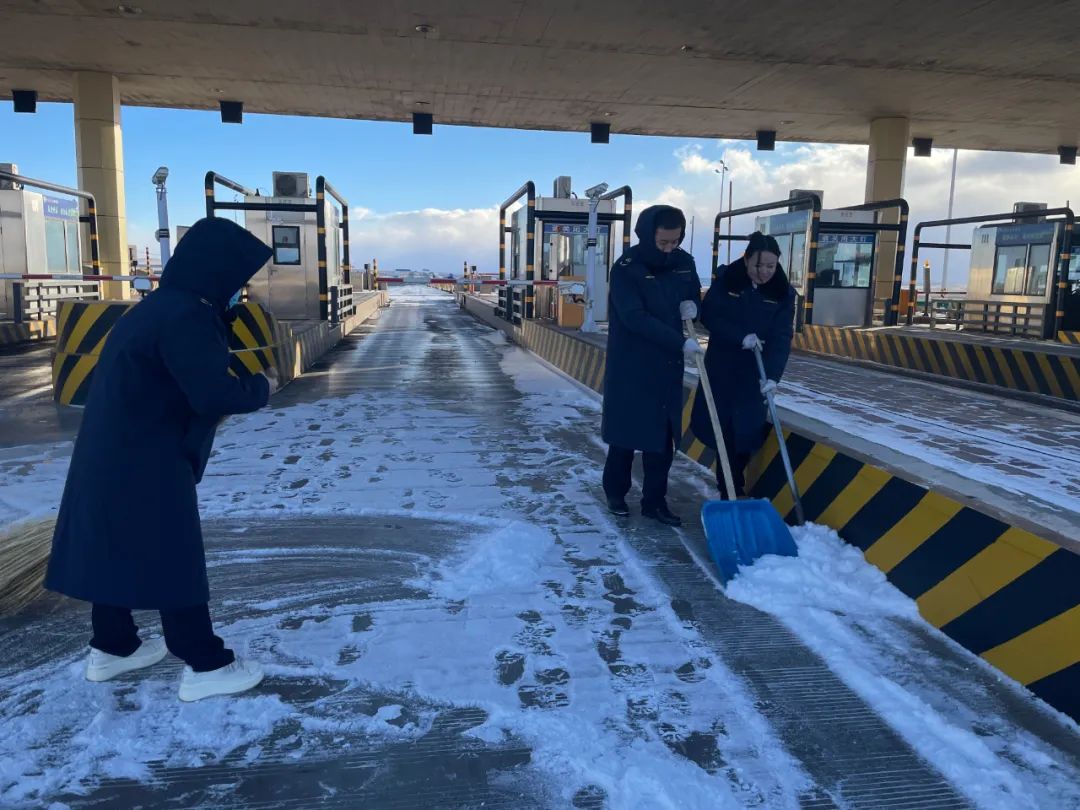 女人与公狍交酡女免费