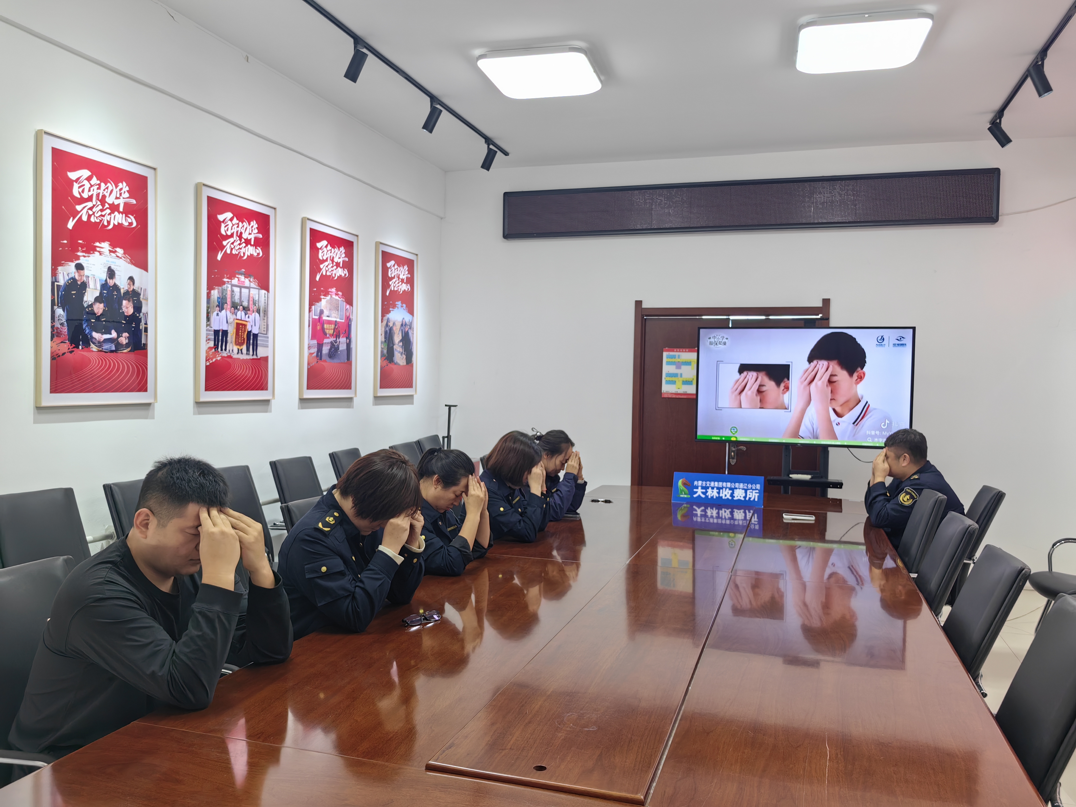 女人与公狍交酡女免费