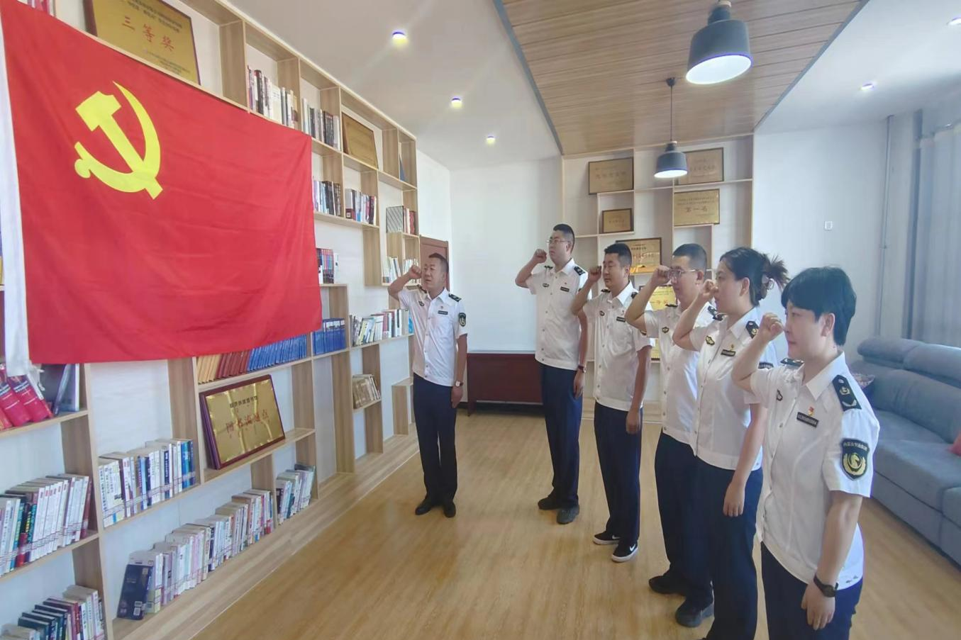 女人与公狍交酡女免费