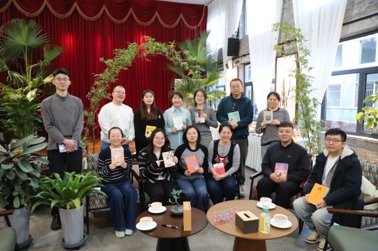 女人与公狍交酡女免费