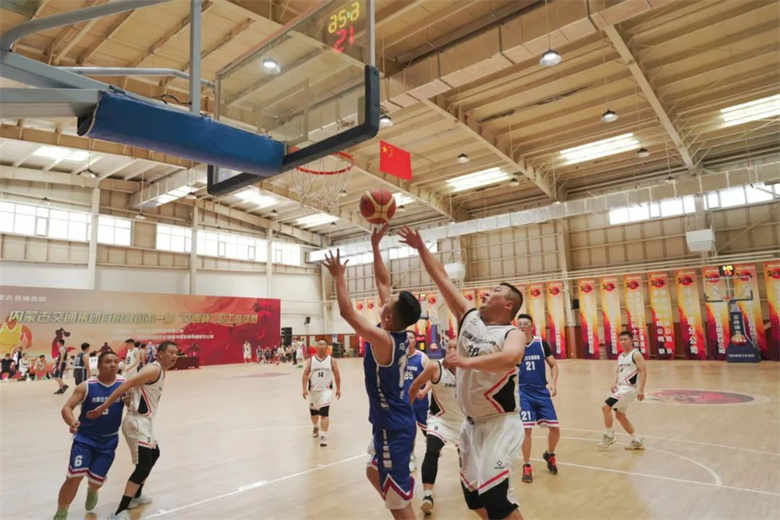 女人与公狍交酡女免费