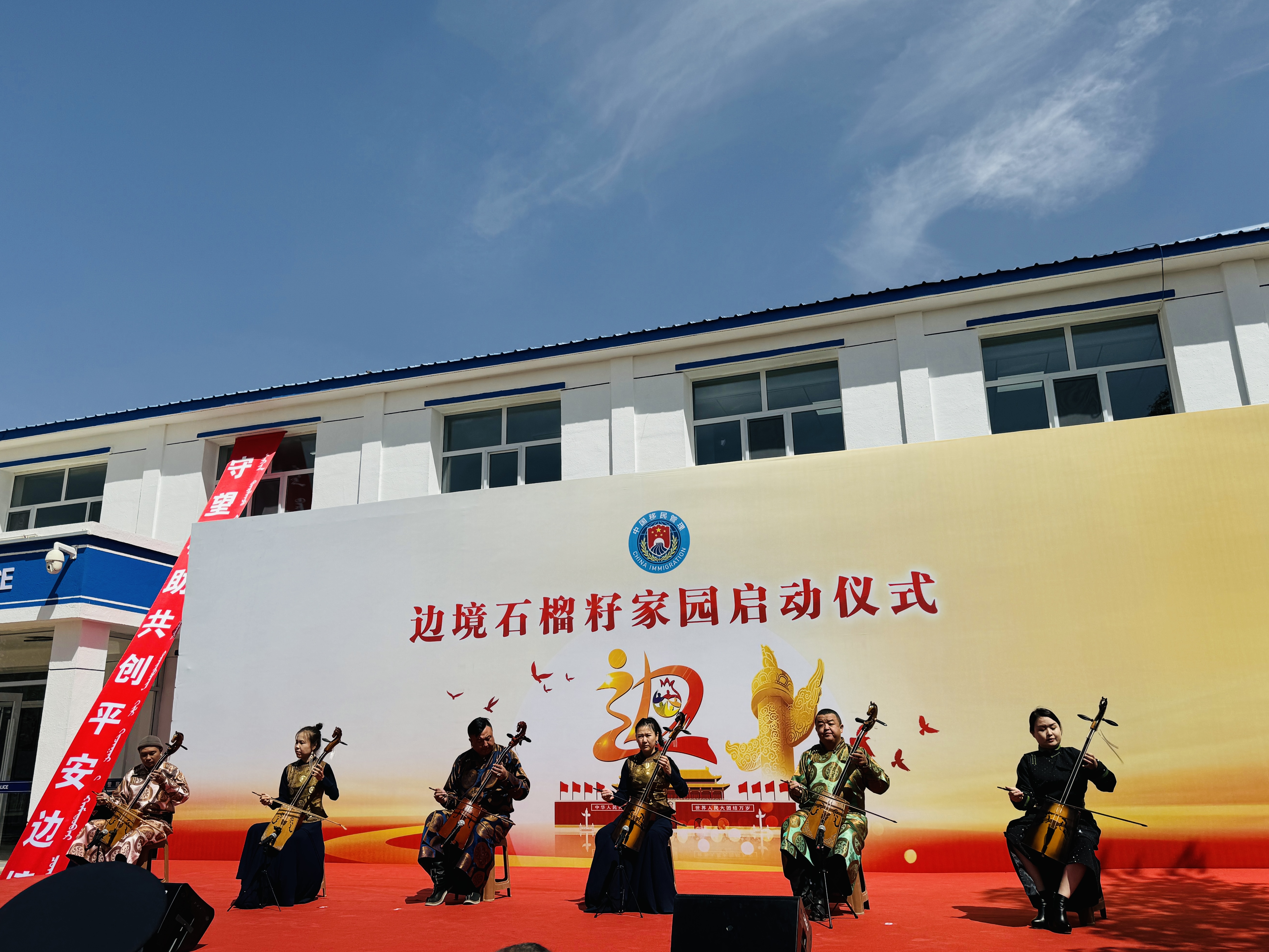 女人与公狍交酡女免费