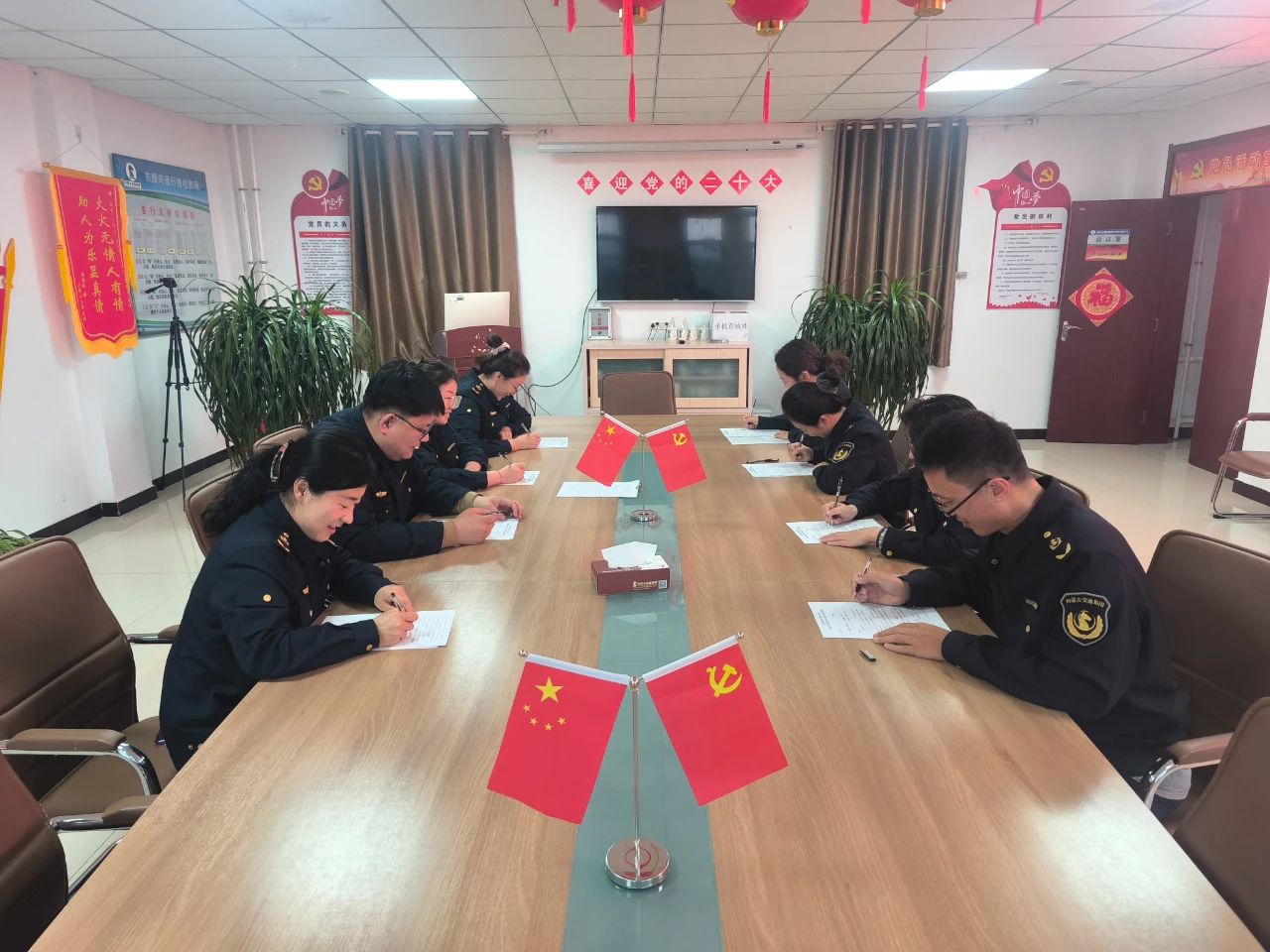 女人与公狍交酡女免费