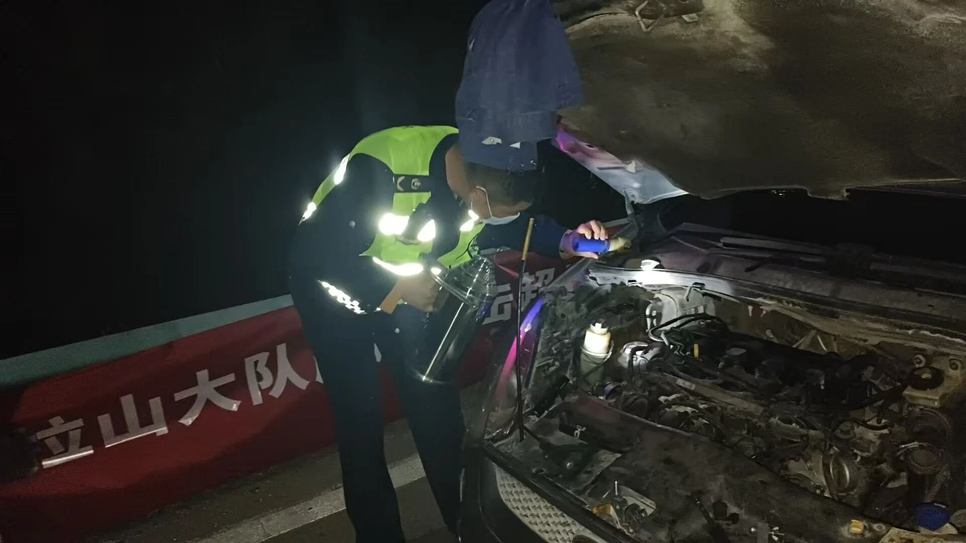 女人与公狍交酡女免费