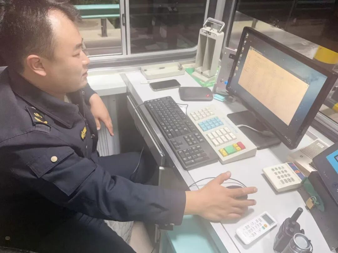 女人与公狍交酡女免费