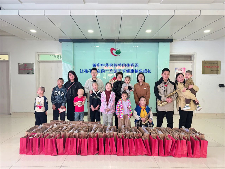 女人与公狍交酡女免费