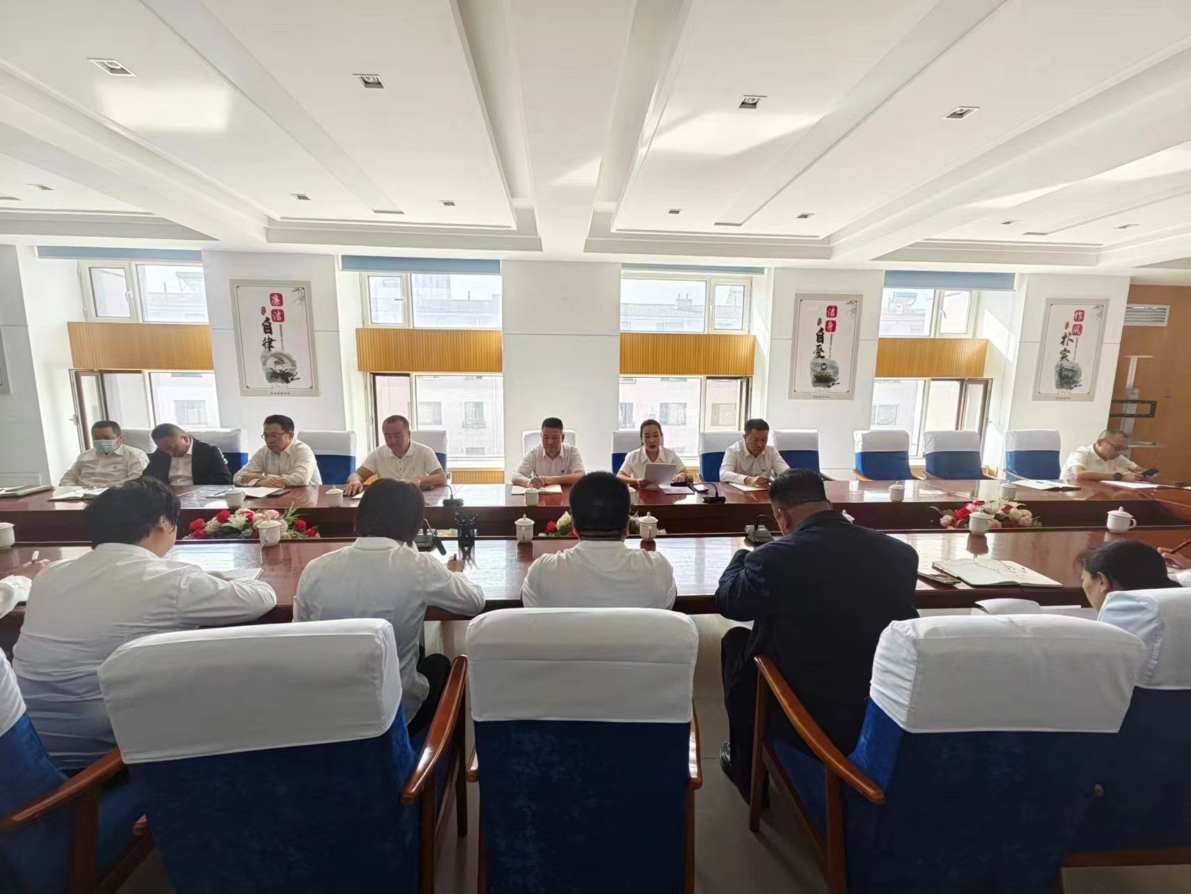 女人与公狍交酡女免费