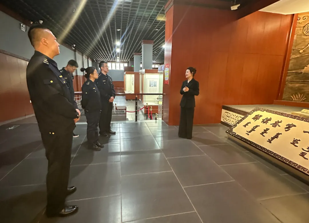 女人与公狍交酡女免费