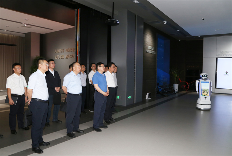 女人与公狍交酡女免费