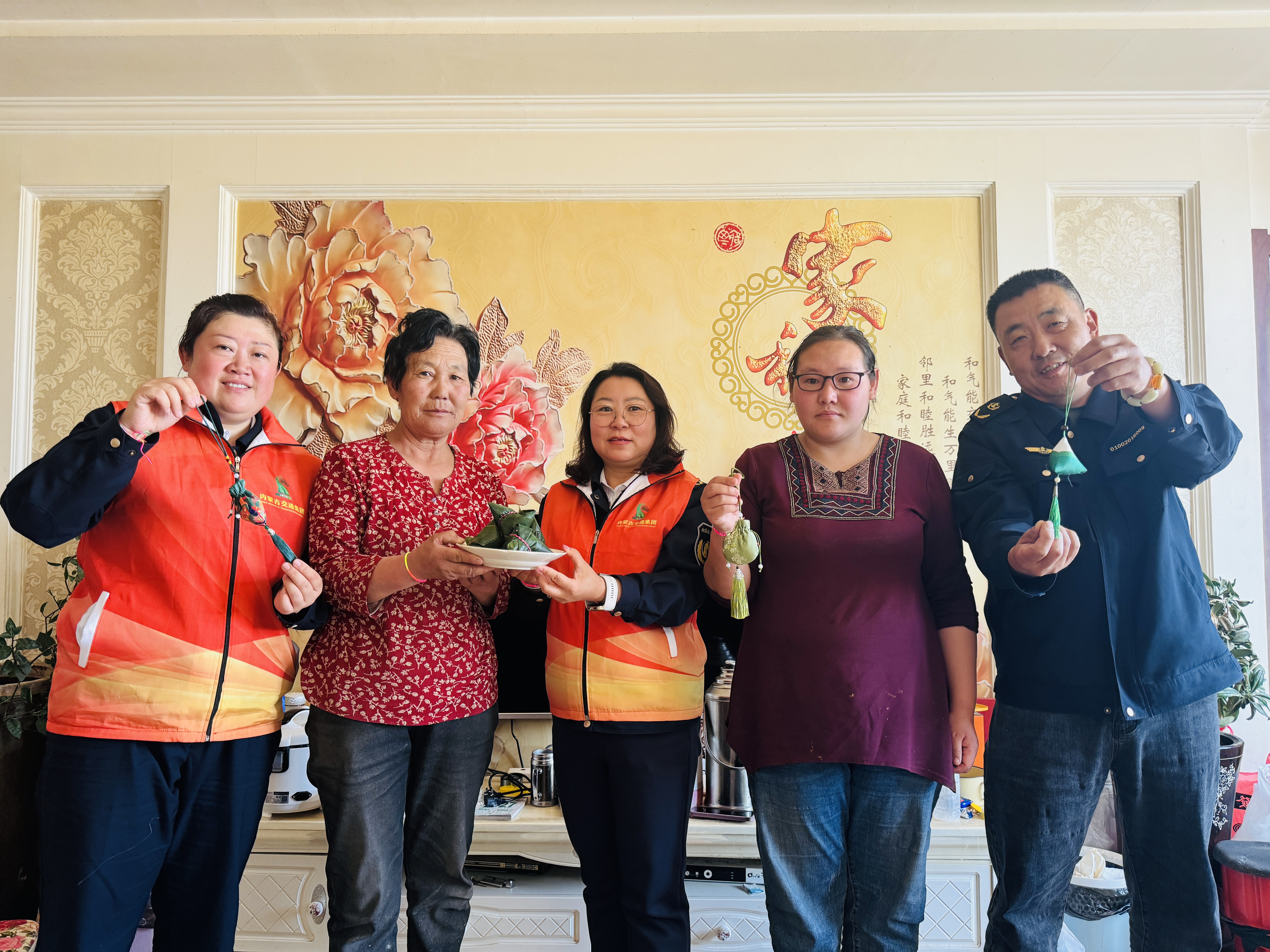 女人与公狍交酡女免费