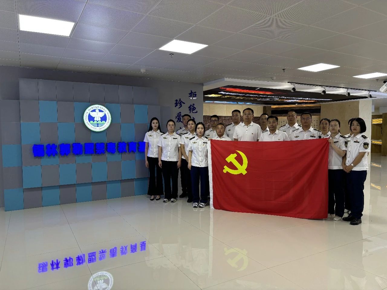 女人与公狍交酡女免费