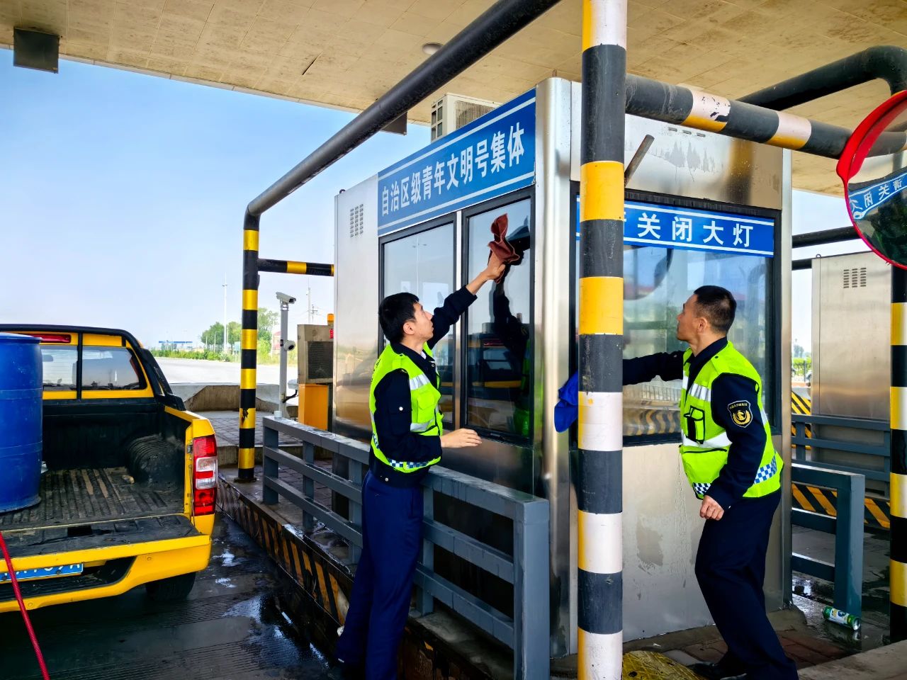 女人与公狍交酡女免费