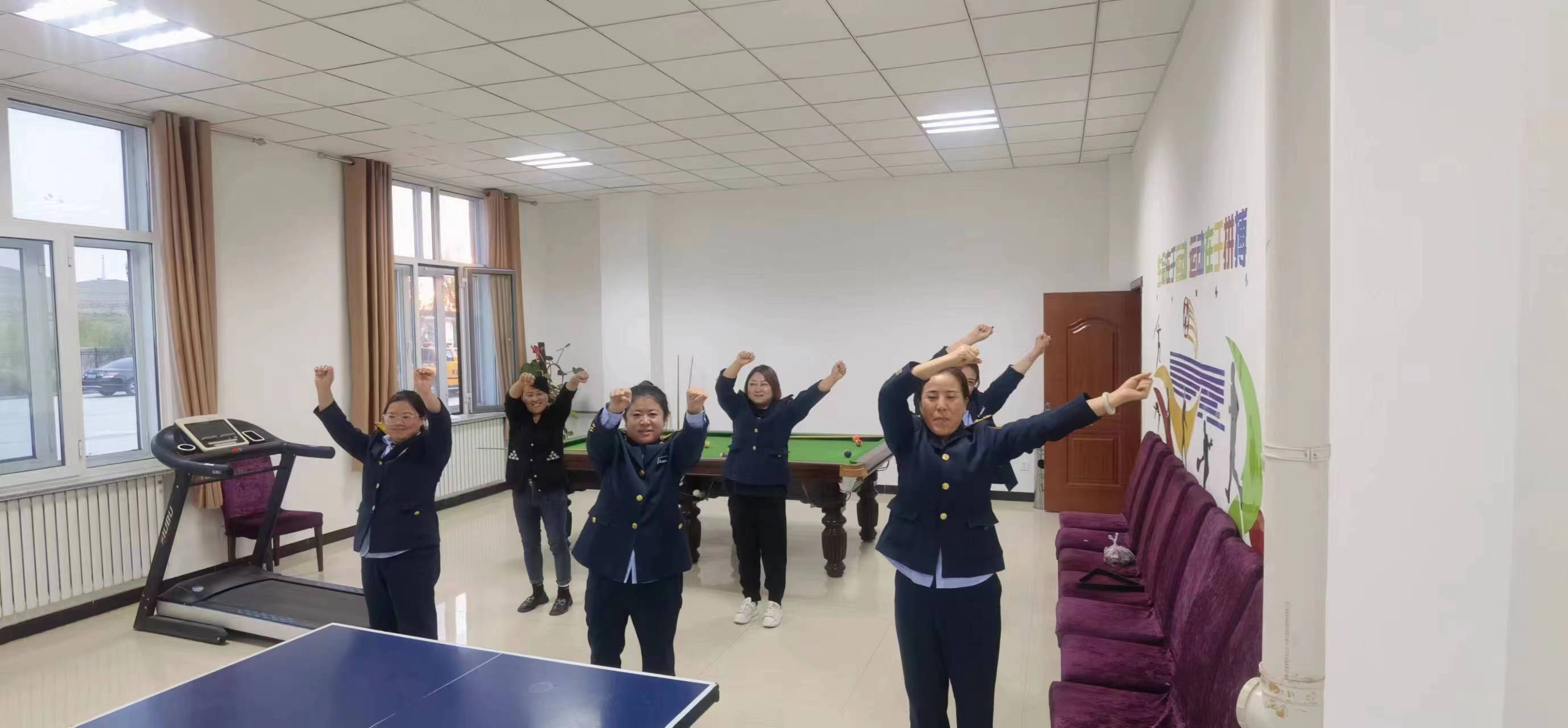 女人与公狍交酡女免费