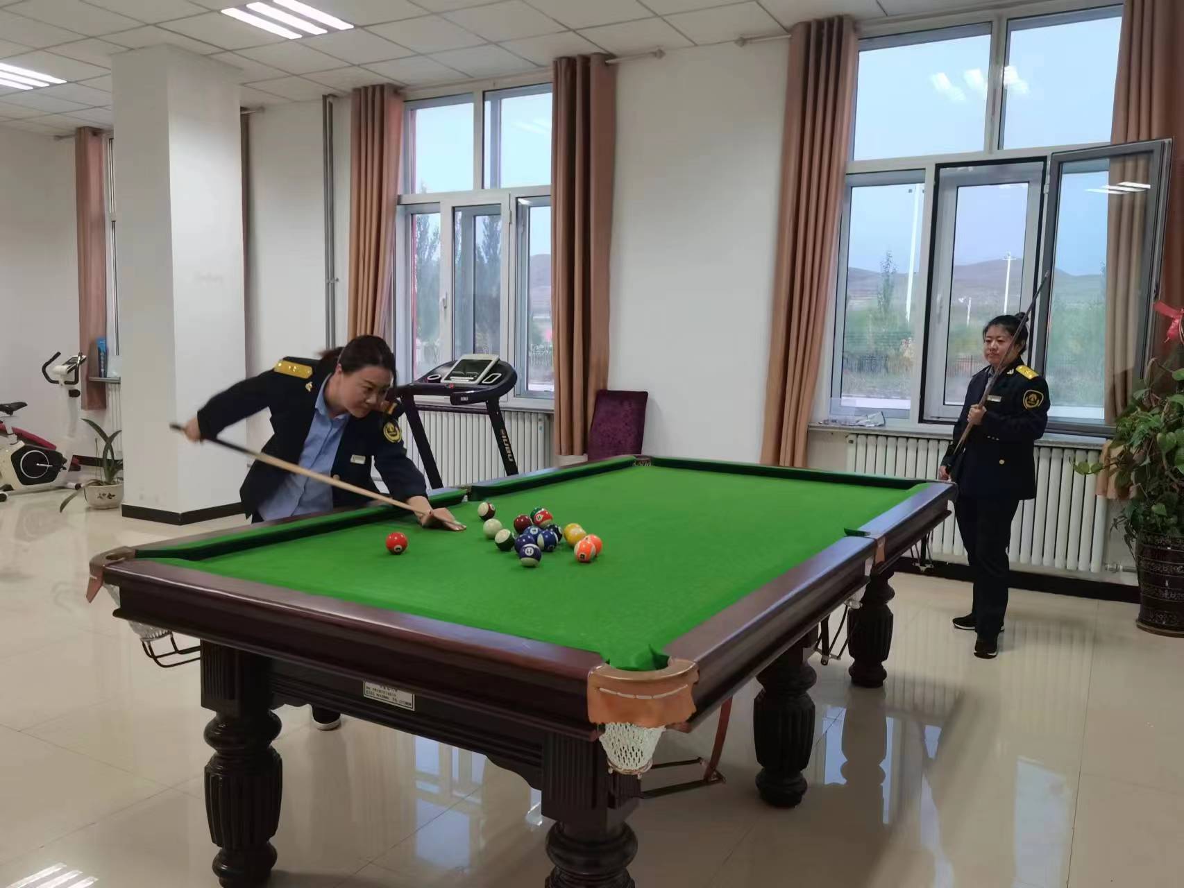 女人与公狍交酡女免费