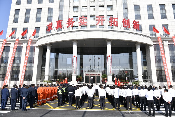 女人与公狍交酡女免费