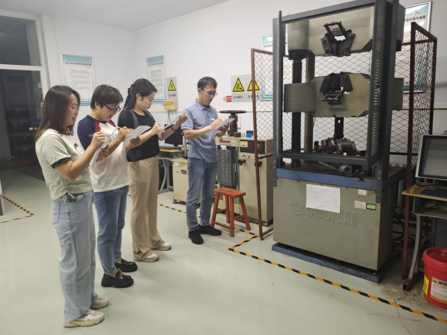 女人与公狍交酡女免费