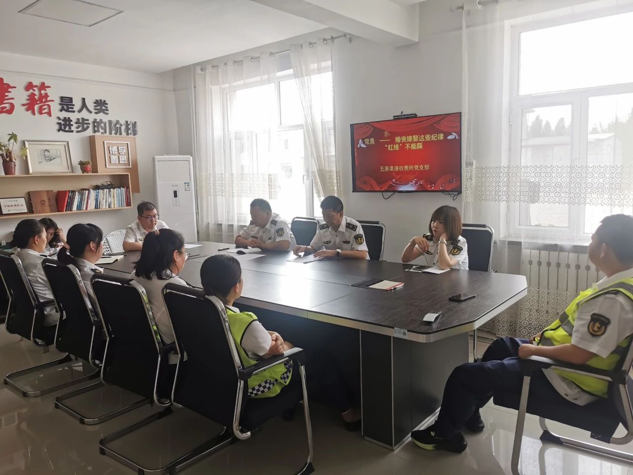 女人与公狍交酡女免费