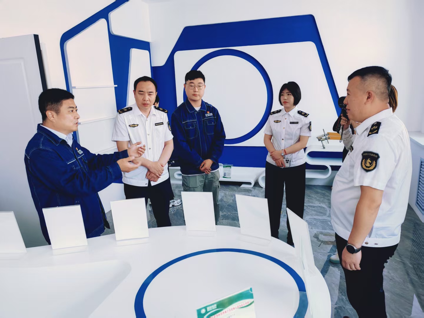 女人与公狍交酡女免费