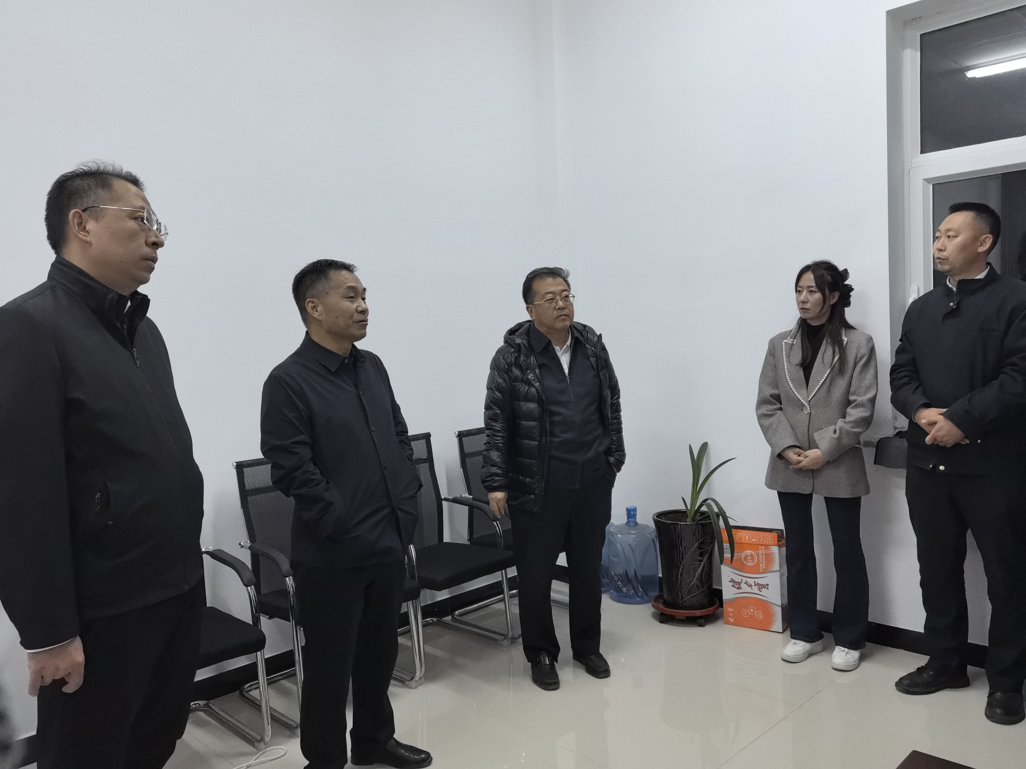 女人与公狍交酡女免费