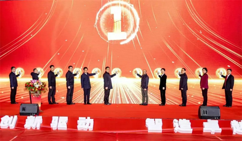 女人与公狍交酡女免费