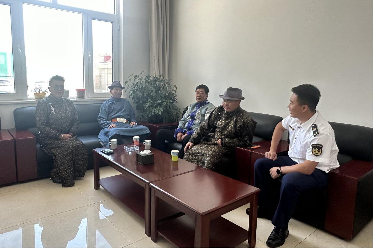 女人与公狍交酡女免费