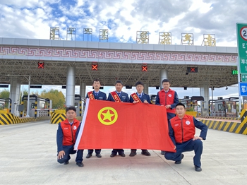 女人与公狍交酡女免费