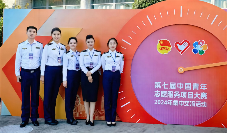 女人与公狍交酡女免费