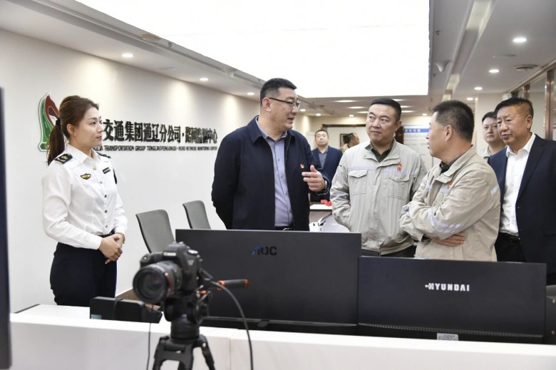 女人与公狍交酡女免费