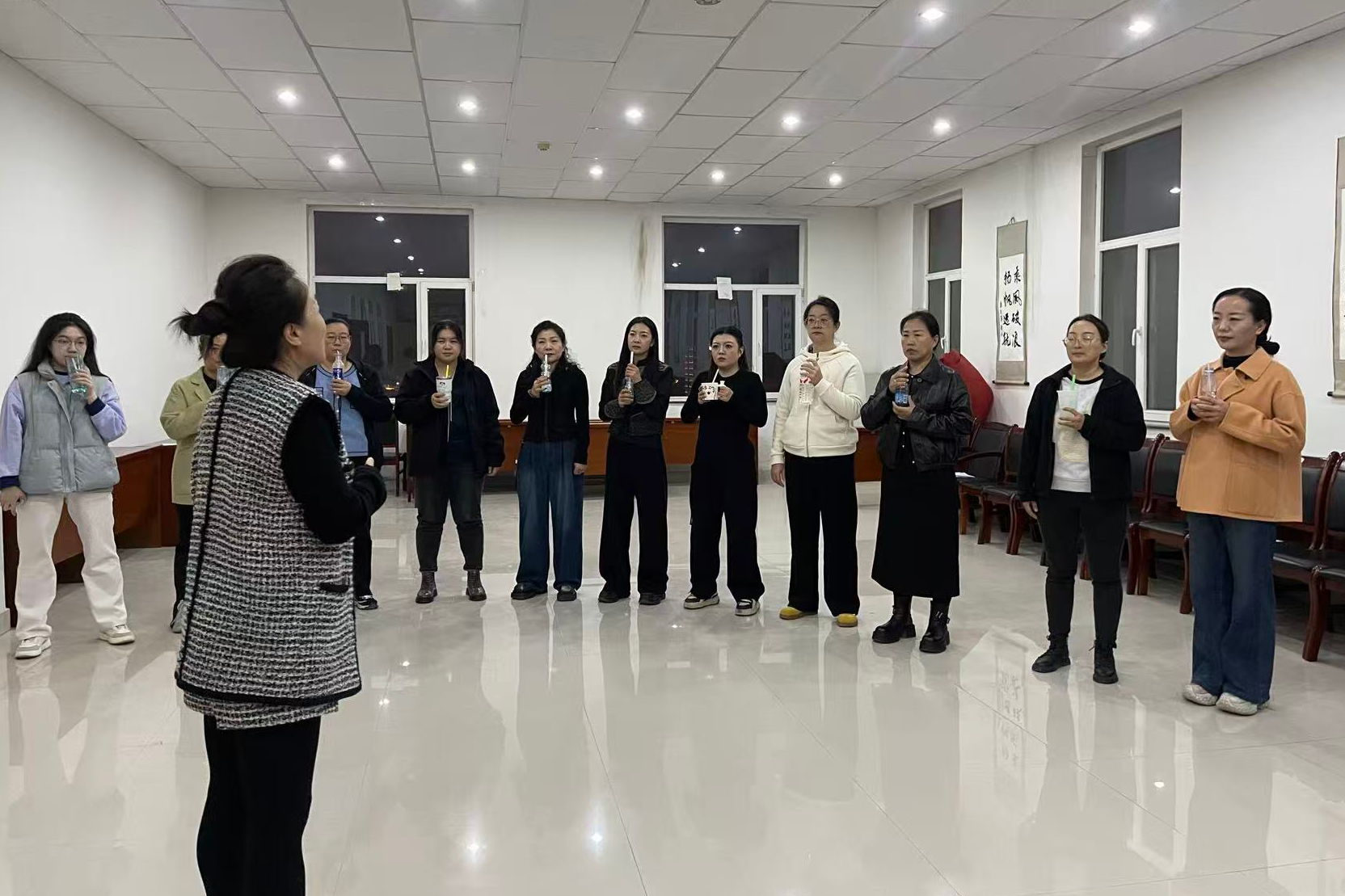 女人与公狍交酡女免费