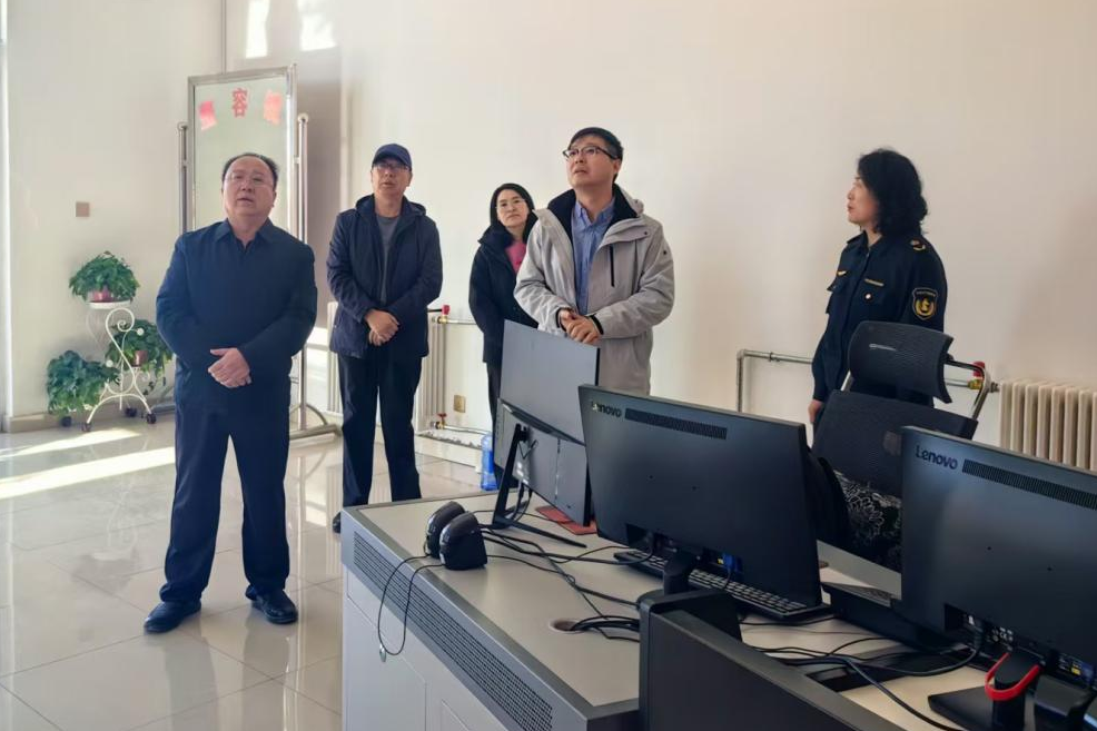 女人与公狍交酡女免费