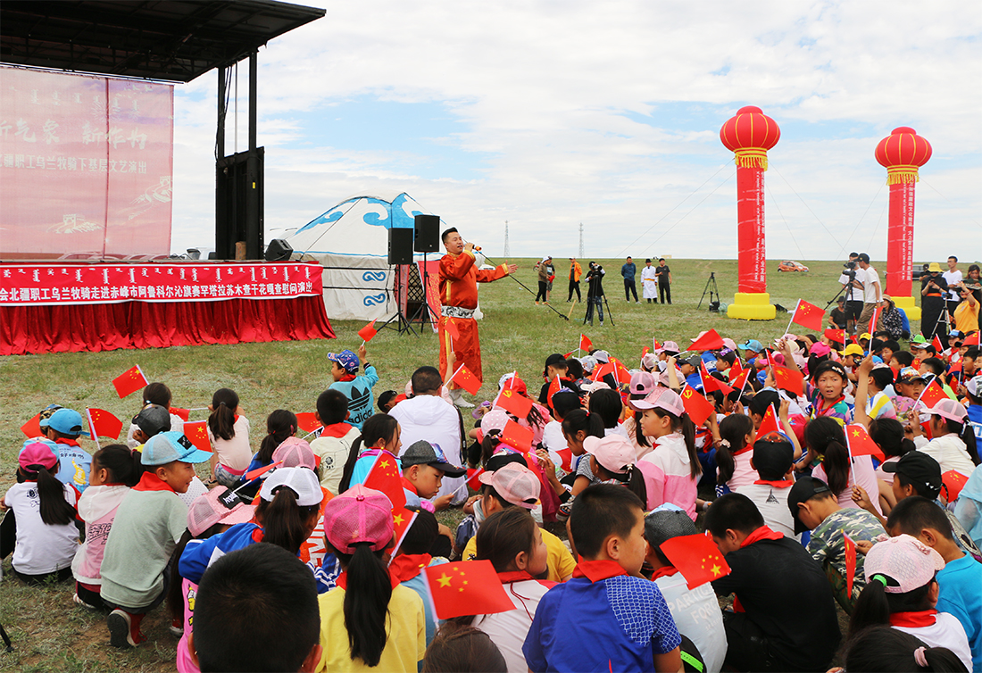 女人与公狍交酡女免费