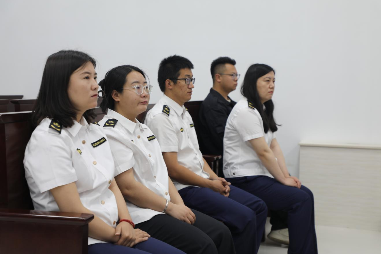 女人与公狍交酡女免费