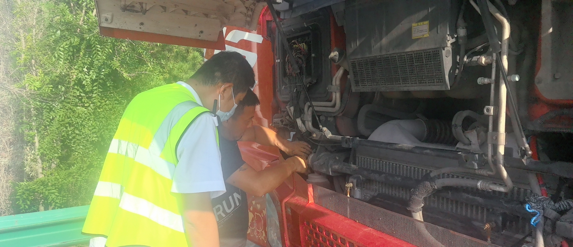 女人与公狍交酡女免费