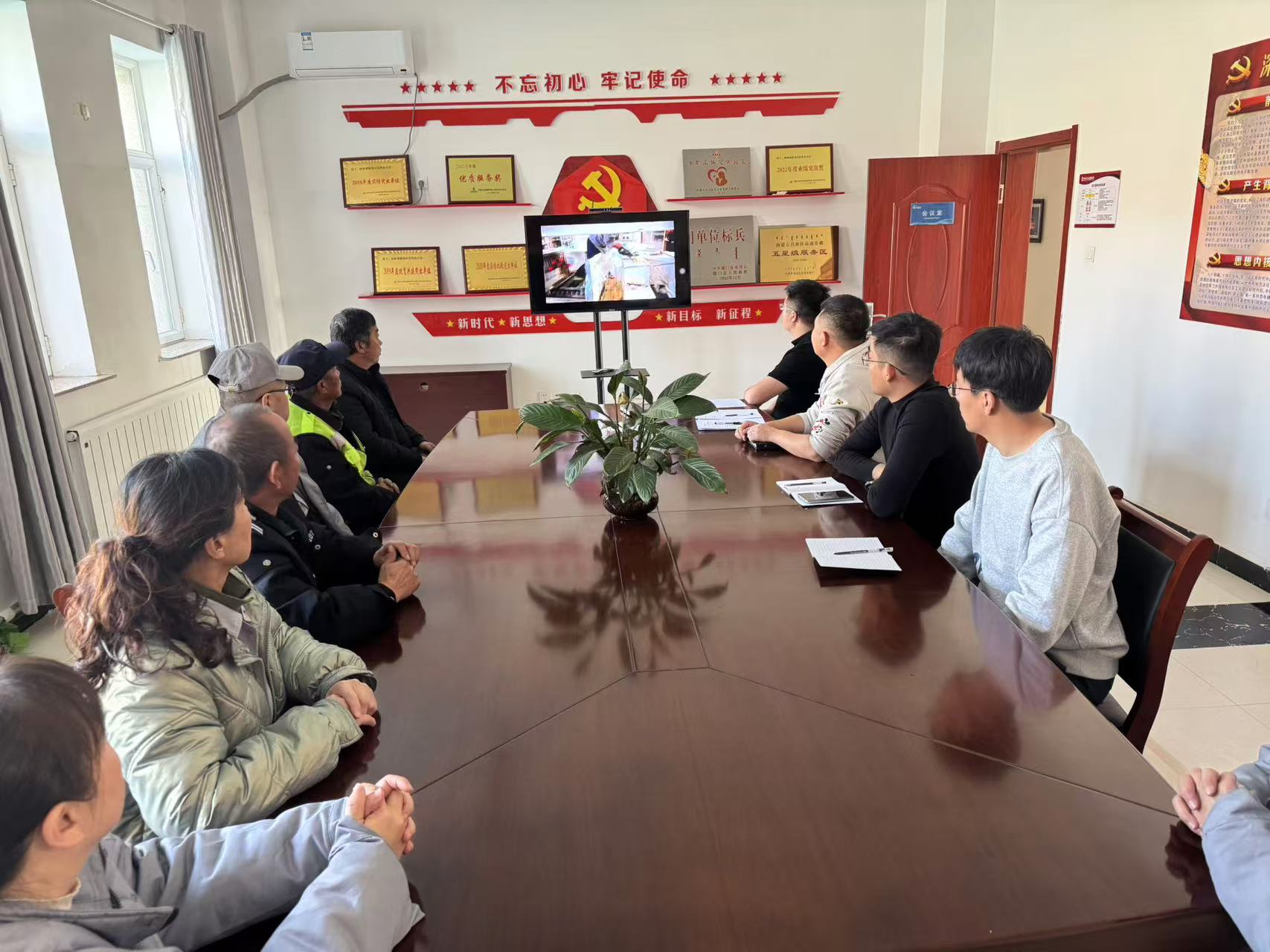 女人与公狍交酡女免费