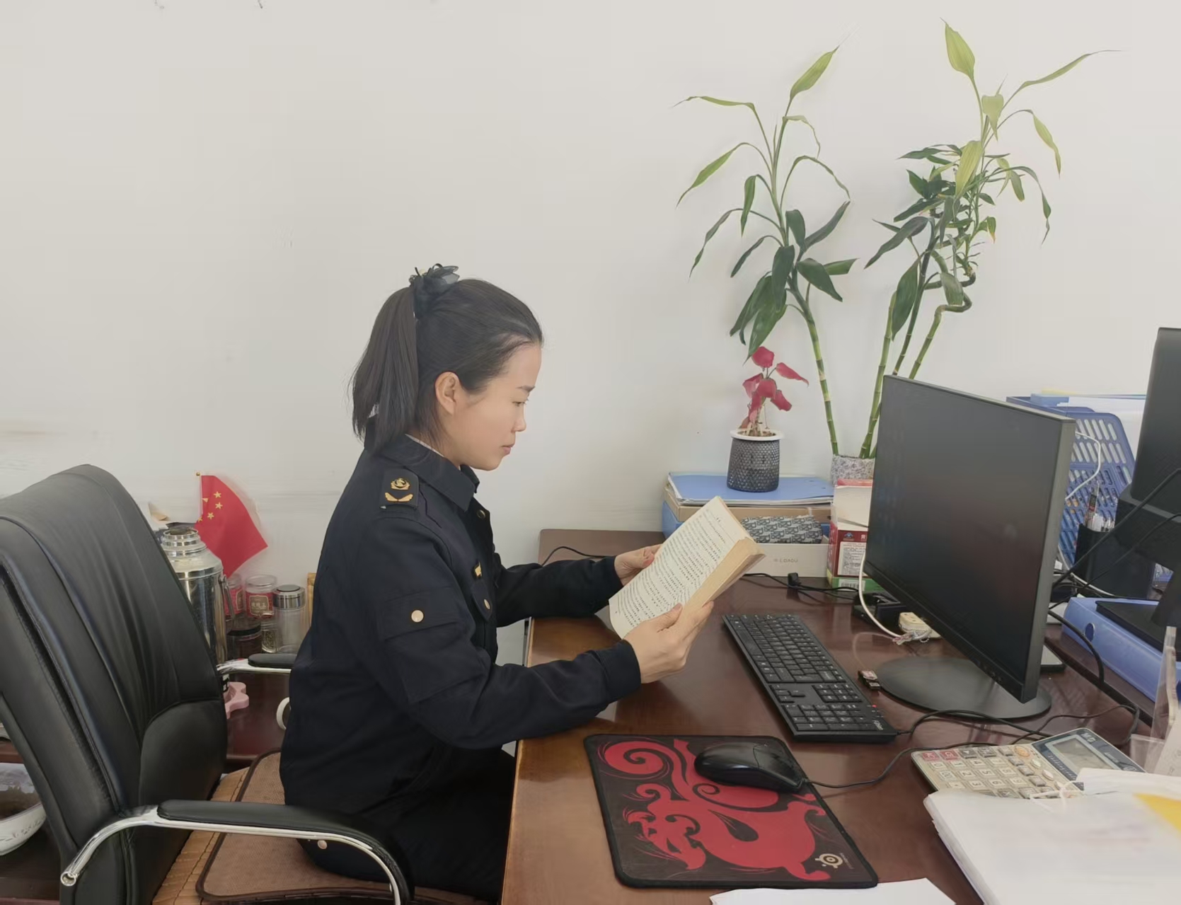 女人与公狍交酡女免费