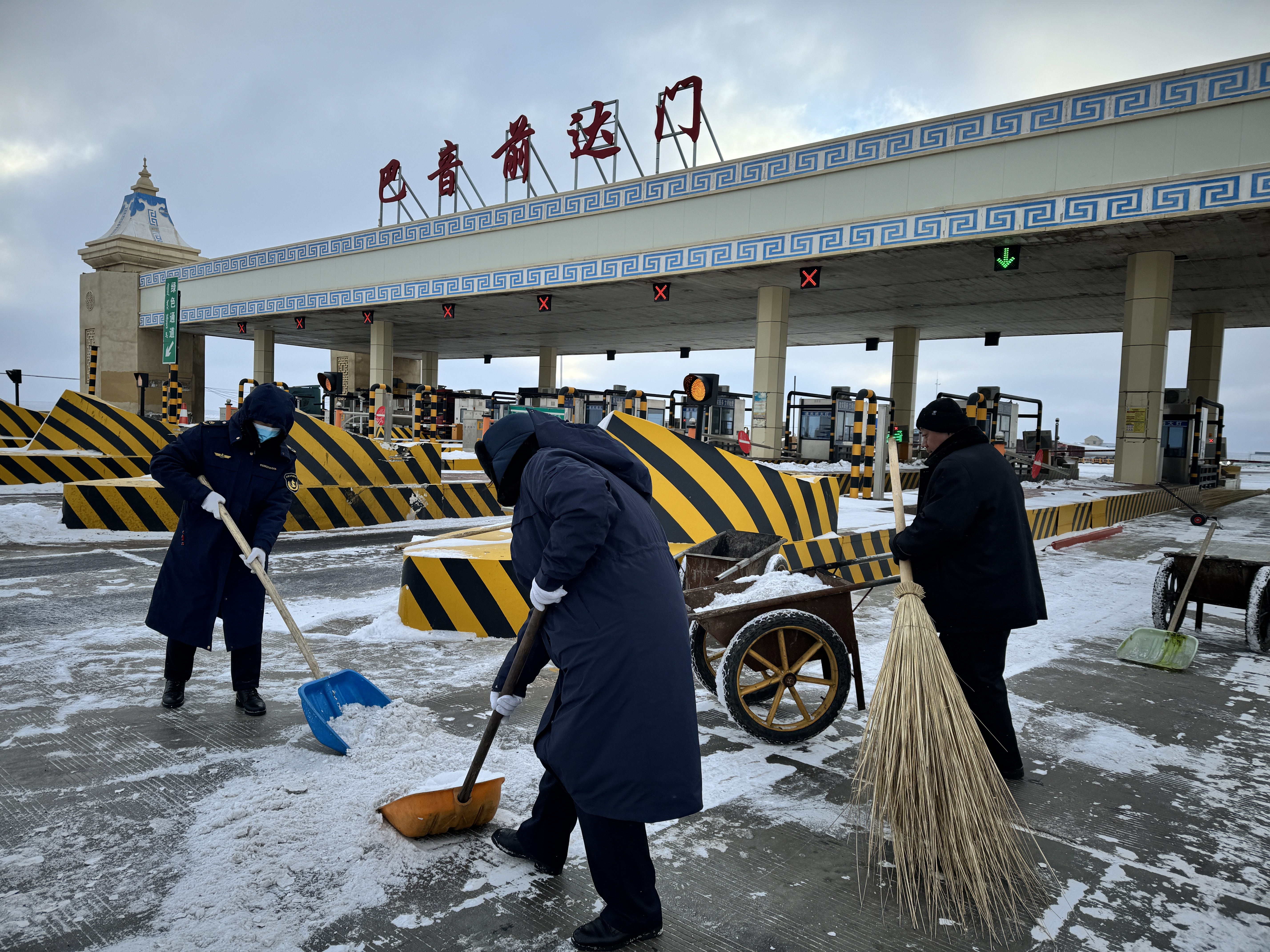 女人与公狍交酡女免费