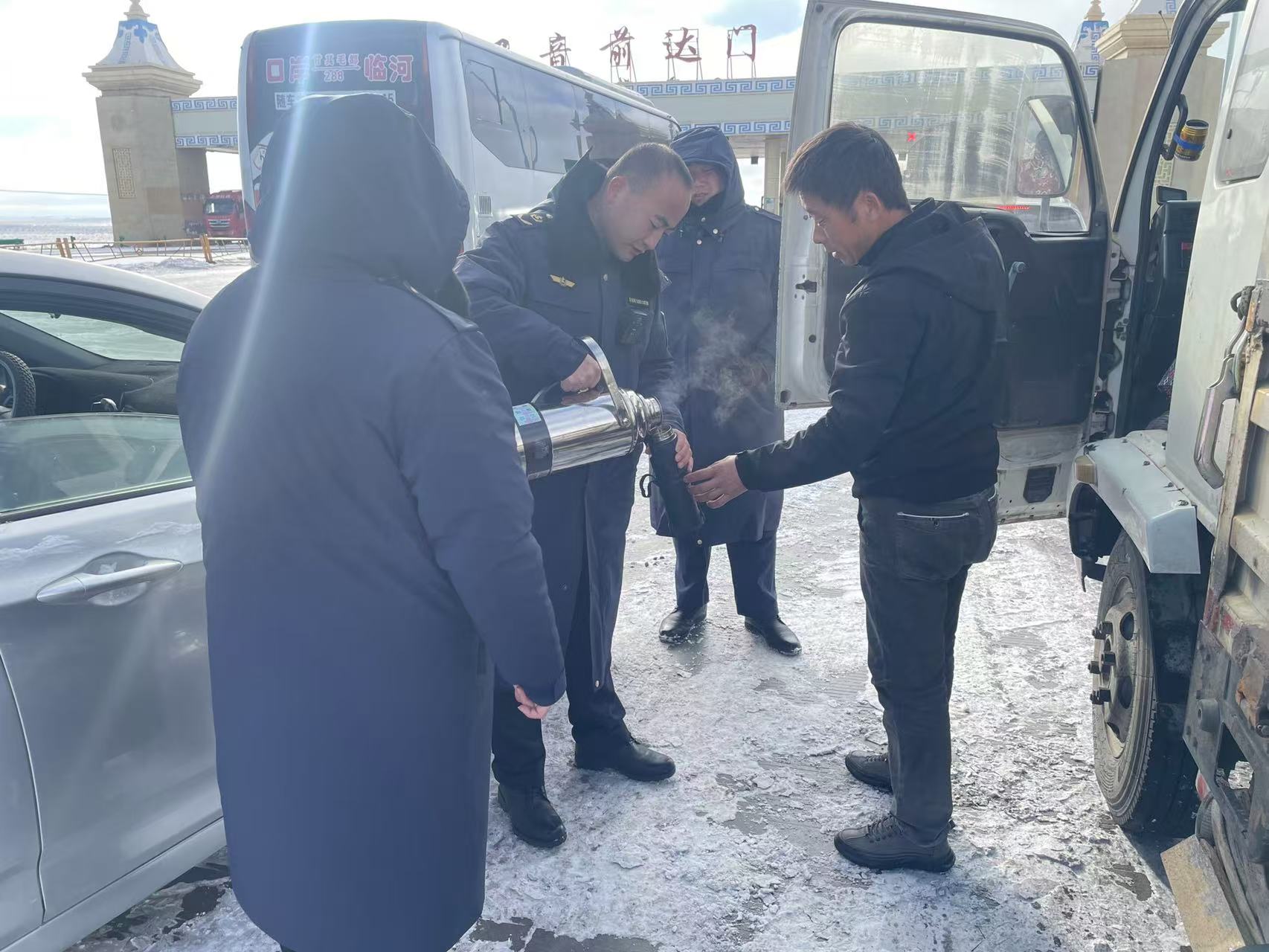 女人与公狍交酡女免费