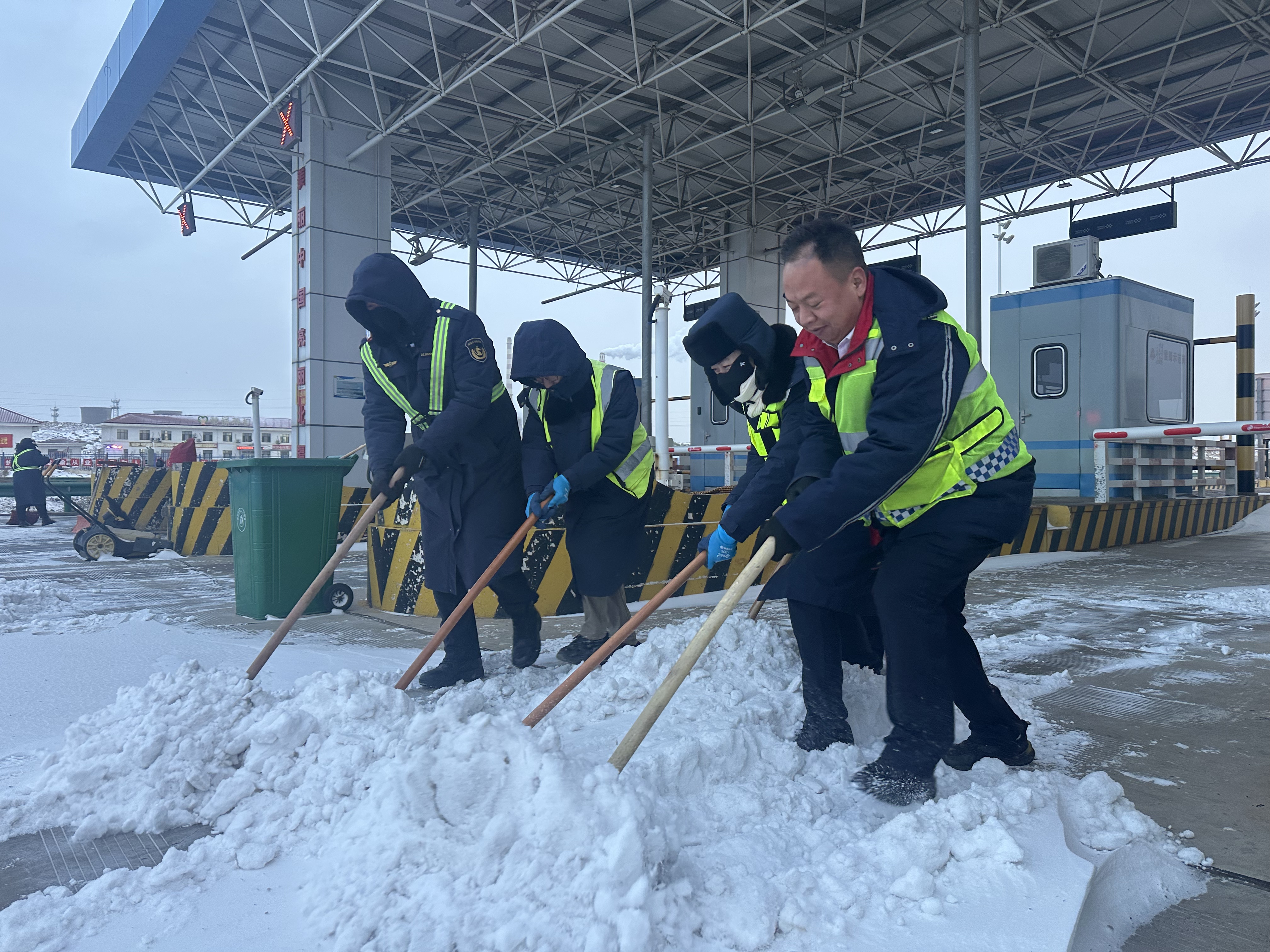 女人与公狍交酡女免费