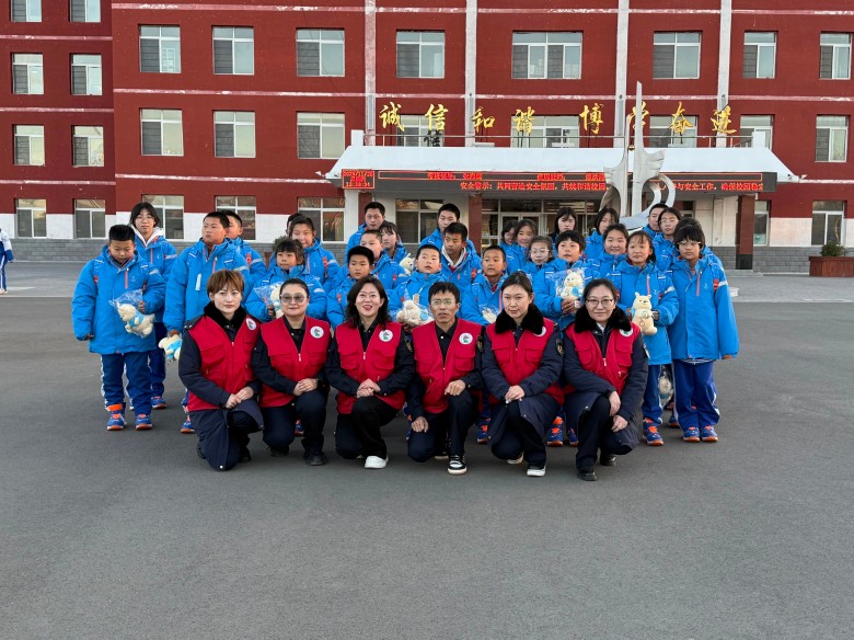 女人与公狍交酡女免费