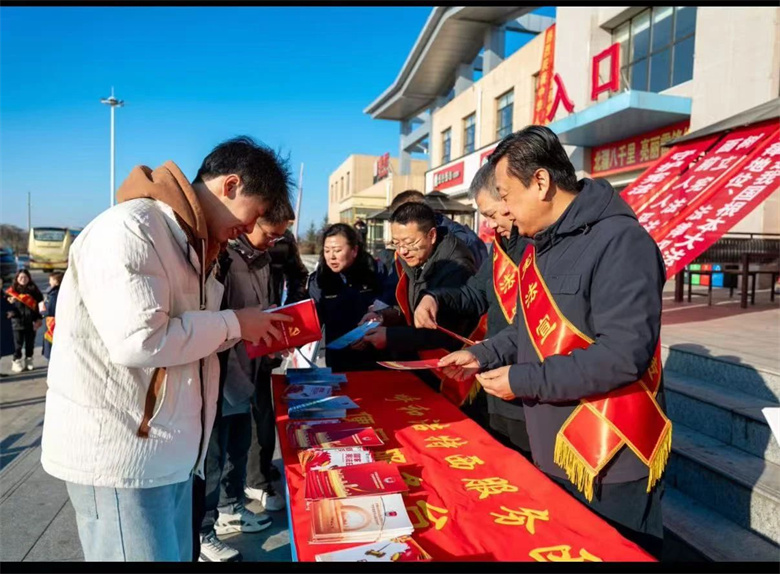 女人与公狍交酡女免费