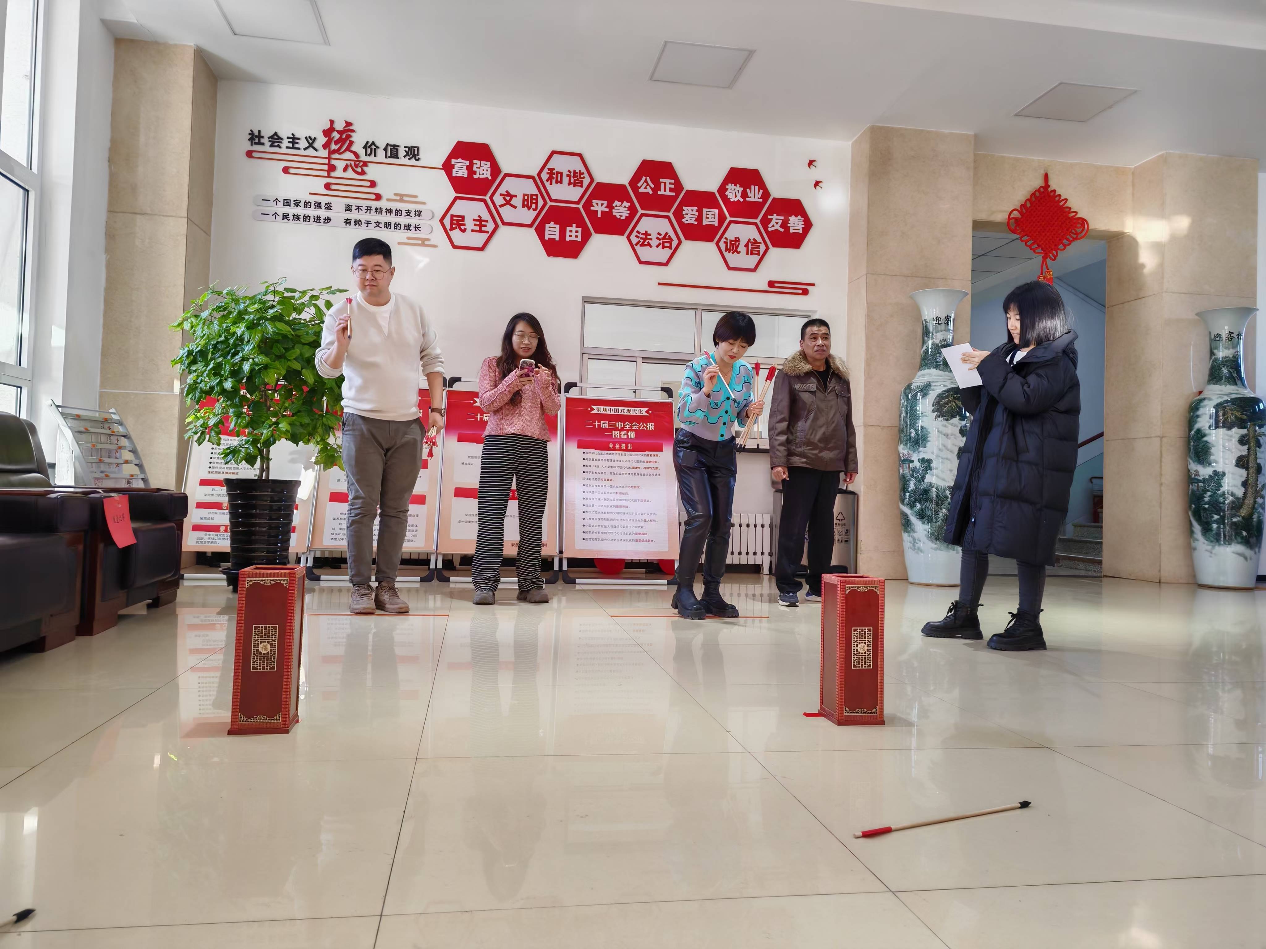 女人与公狍交酡女免费